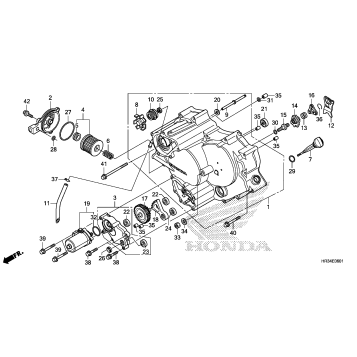 FRONT CRANKCASE COVER    (2)