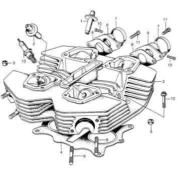 CYLINDER HEAD + SPARK PLUG