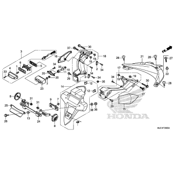 REAR FENDER@LICENSE LIGHT