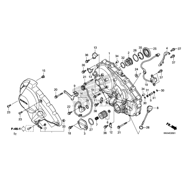 RIGHT CRANKCASE COVER    (2)
