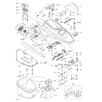 09- Front Storage Compartment