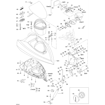 09- Front Storage Compartement