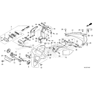 REAR FENDER@LICENSE LIGHT