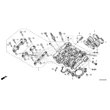 CYLINDER HEAD