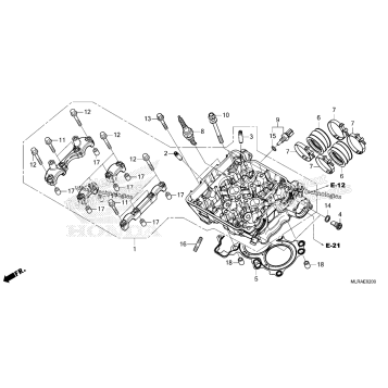 CYLINDER HEAD