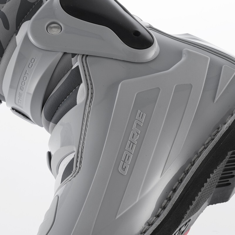Fastback Endurance Boots (SP `2025) Fastback Endurance Boots (SP `2025)