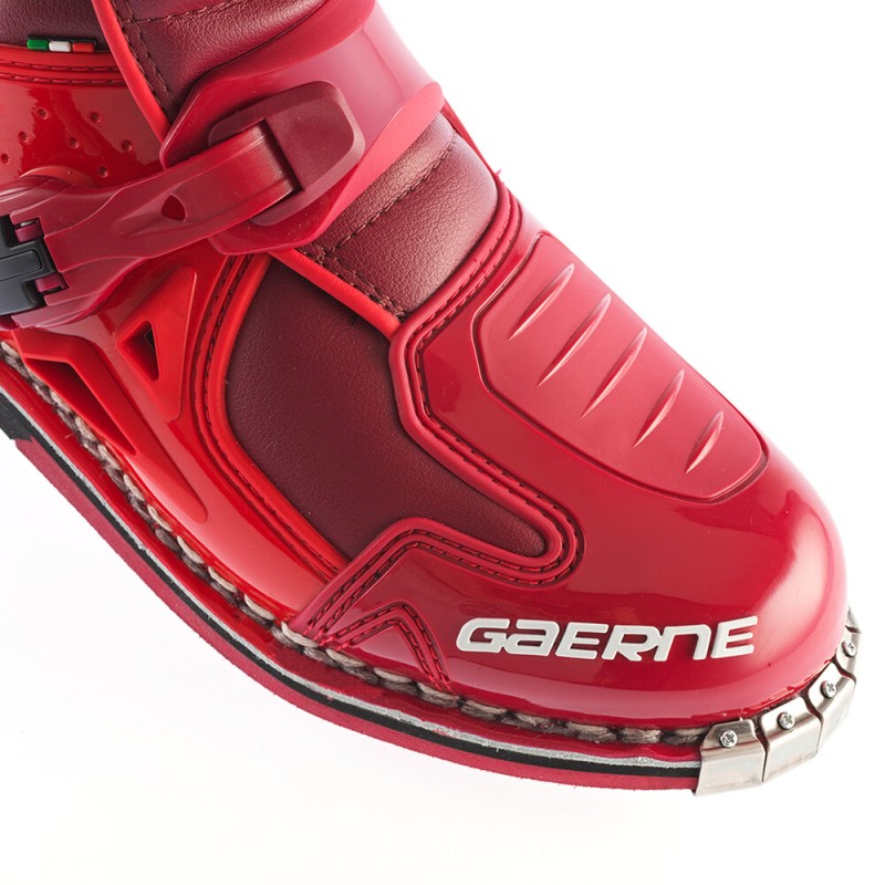 Fastback Endurance Boots (SP `2025) Fastback Endurance Boots (SP `2025)
