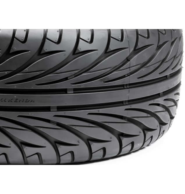 Kanine Tire