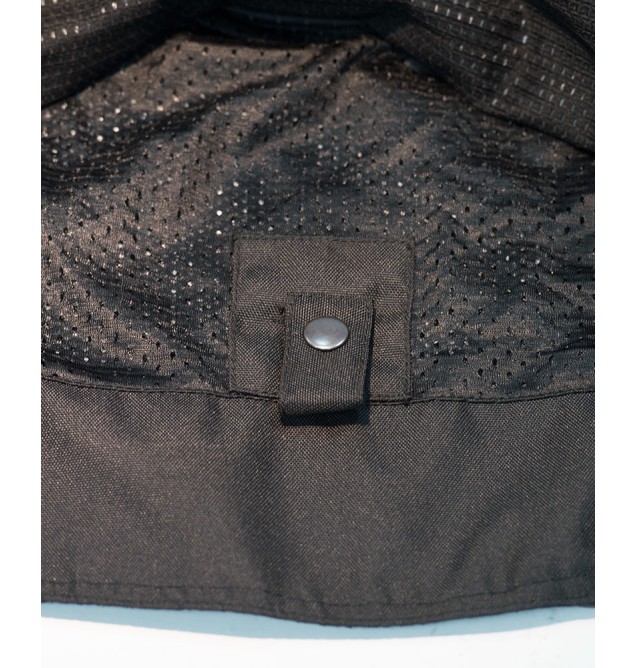Turbine Mesh Jacket