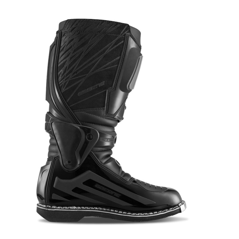 Fastback Endurance Boots (SP `2025) Fastback Endurance Boots (SP `2025)