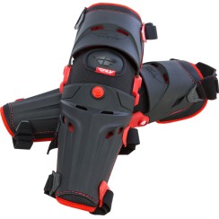 5 Pivot Knee Guards
