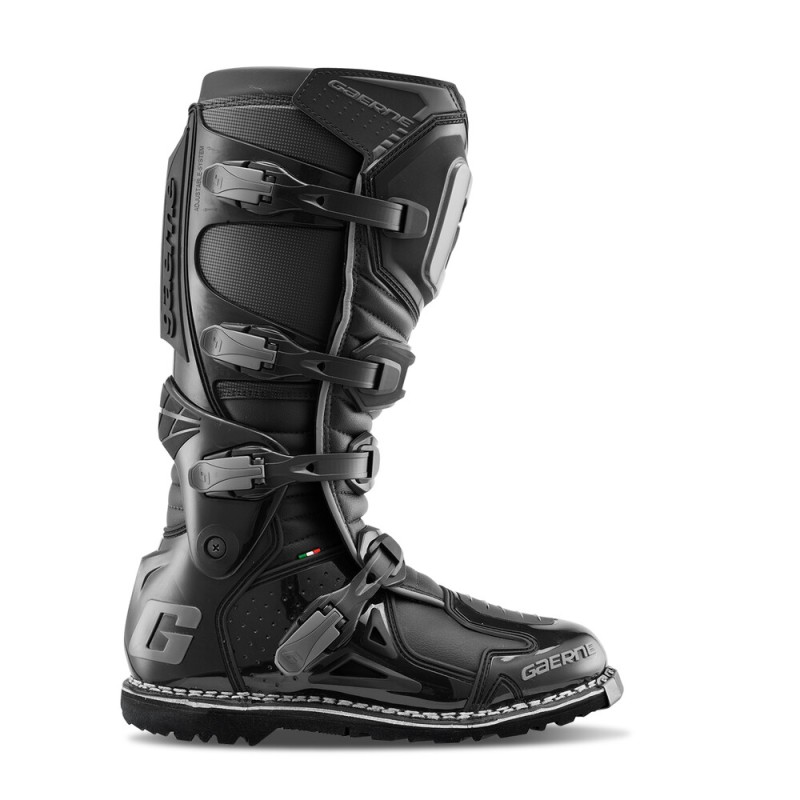 Fastback Endurance Boots (SP `2025) Fastback Endurance Boots (SP `2025)