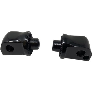 SLINED PASSENGER PEG ADAPTER GLOSS BLACK `18-22 SOFTAIL