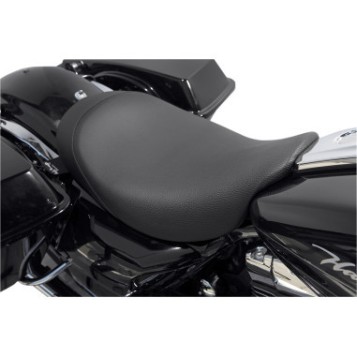 MinimalIST Solo Vinyl Seat