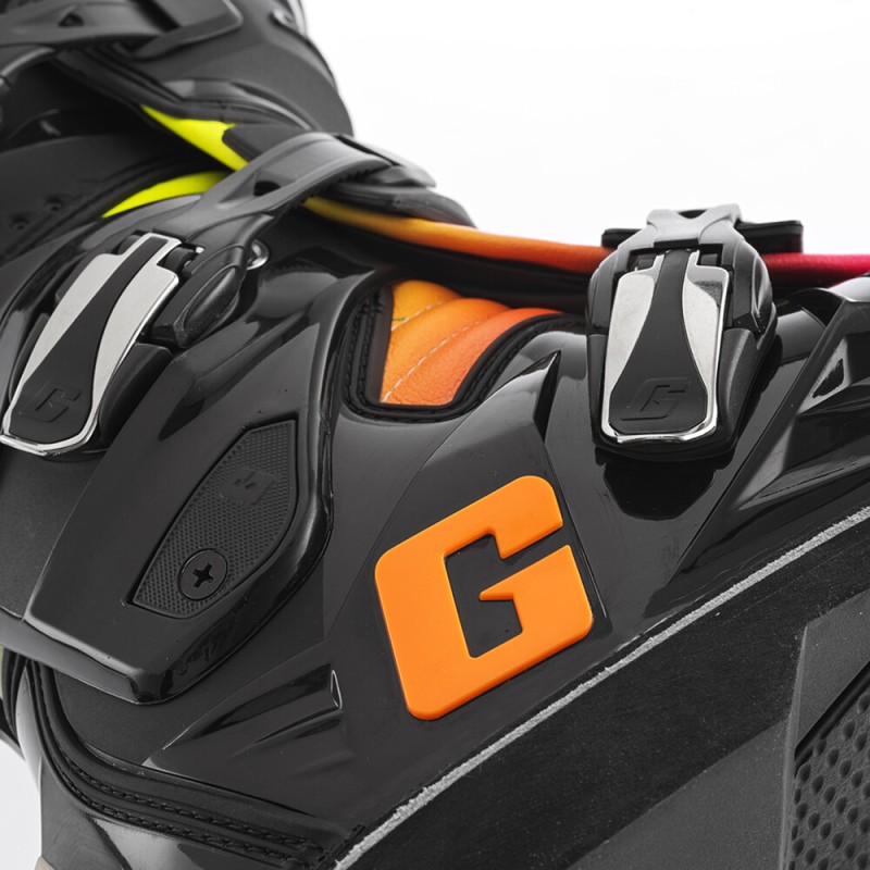 SG-12 Boots SG-12 Boots