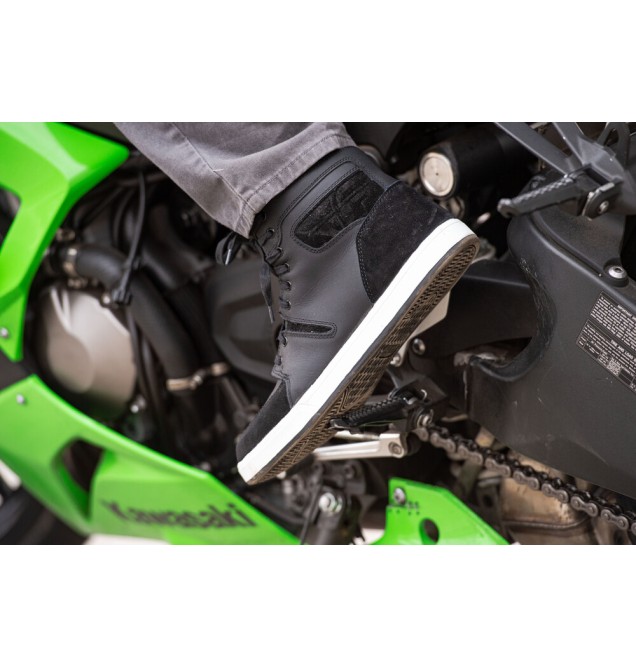 M16 Waterproof Riding Shoes