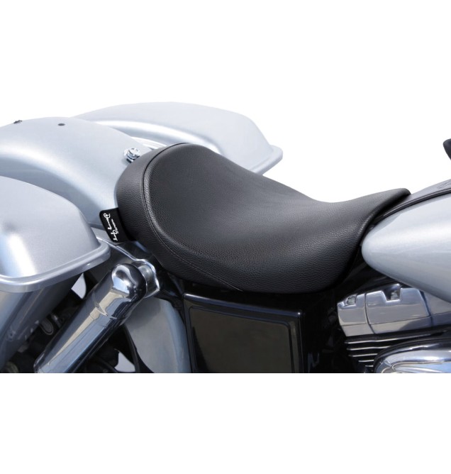 Dyna MinimalIST Solo Vinyl Seat