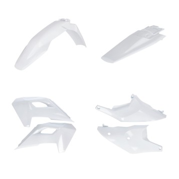 PLASTIC KIT HUS WHITE